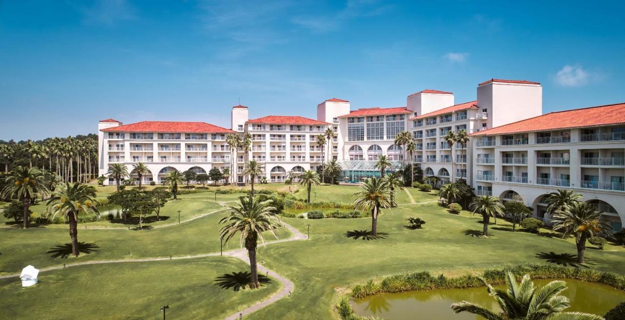 Sono Calm Jeju Hotel Seogwipo Bagian luar foto