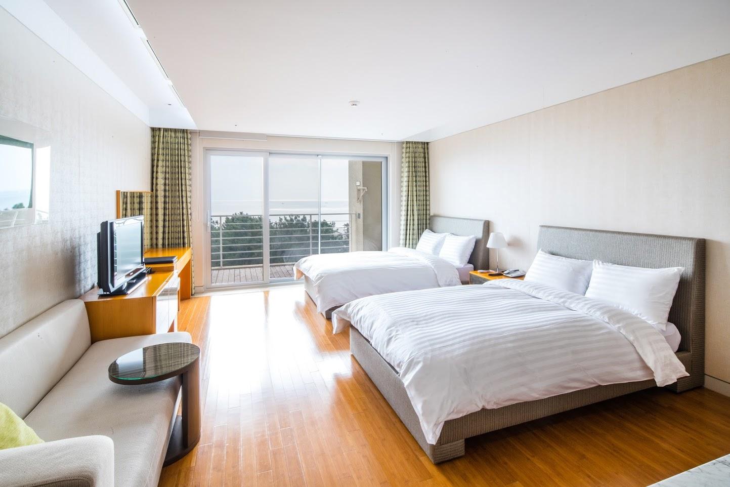Sono Calm Jeju Hotel Seogwipo Bagian luar foto