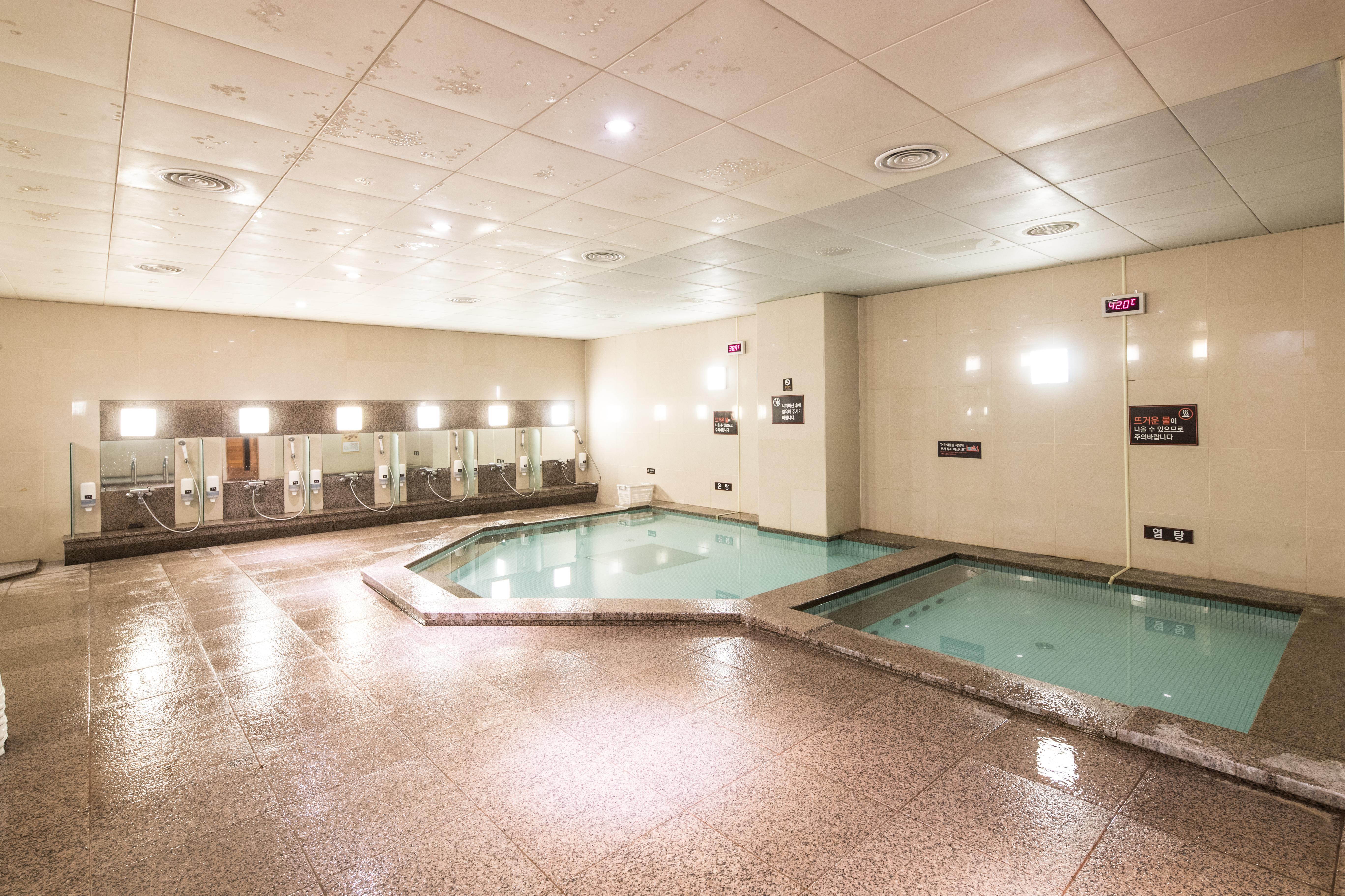 Sono Calm Jeju Hotel Seogwipo Bagian luar foto