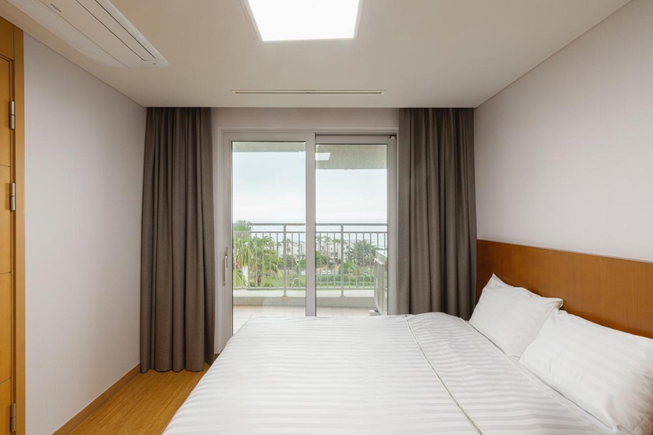 Sono Calm Jeju Hotel Seogwipo Bagian luar foto