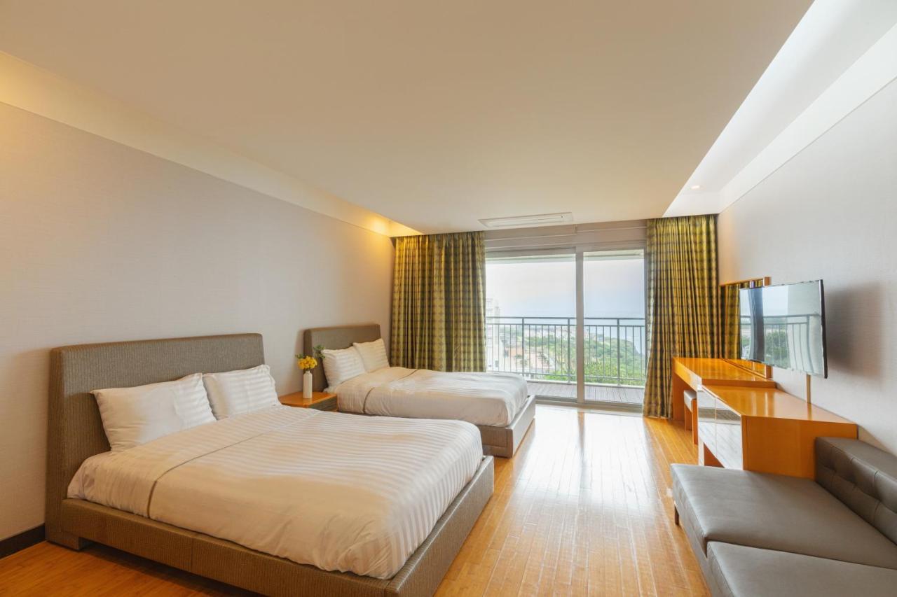 Sono Calm Jeju Hotel Seogwipo Bagian luar foto